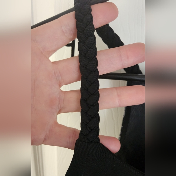 Reebok Black & White Paisley V-Neck Tank Top NWOT - Picture 4 of 7